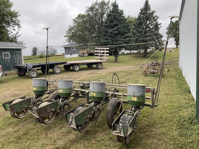 Image of John Deere 494A equipment image 4