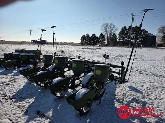 Image of John Deere 494A equipment image 4