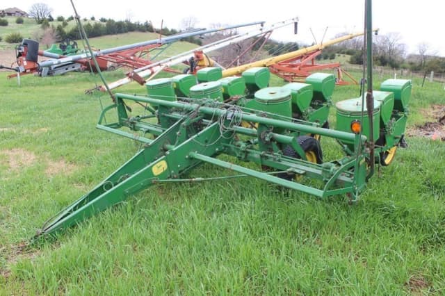 Image of John Deere 494A equipment image 3