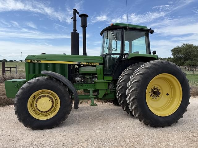 Image of John Deere 4955 equipment image 1