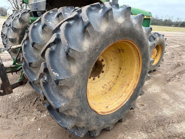 Image of John Deere 4955 equipment image 4