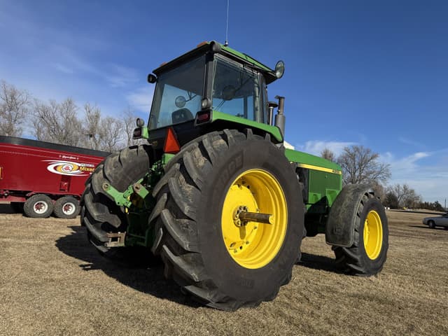 Image of John Deere 4955 equipment image 3
