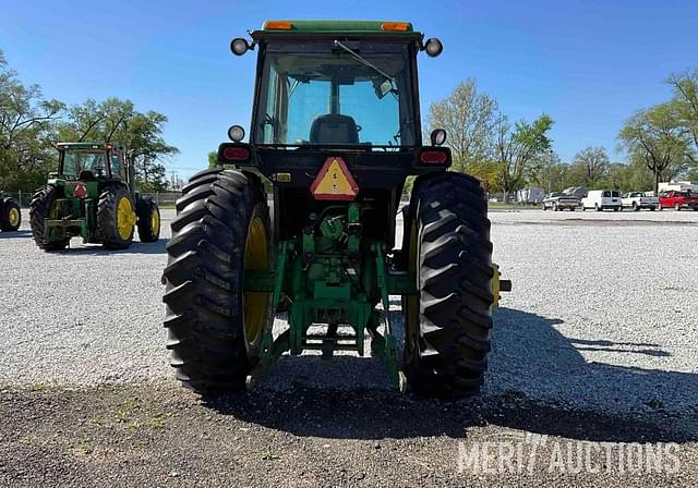 Image of John Deere 4955 equipment image 3