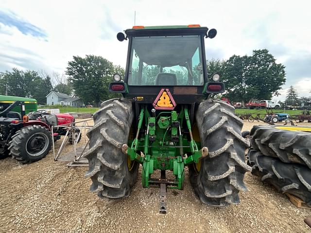 Image of John Deere 4955 equipment image 3