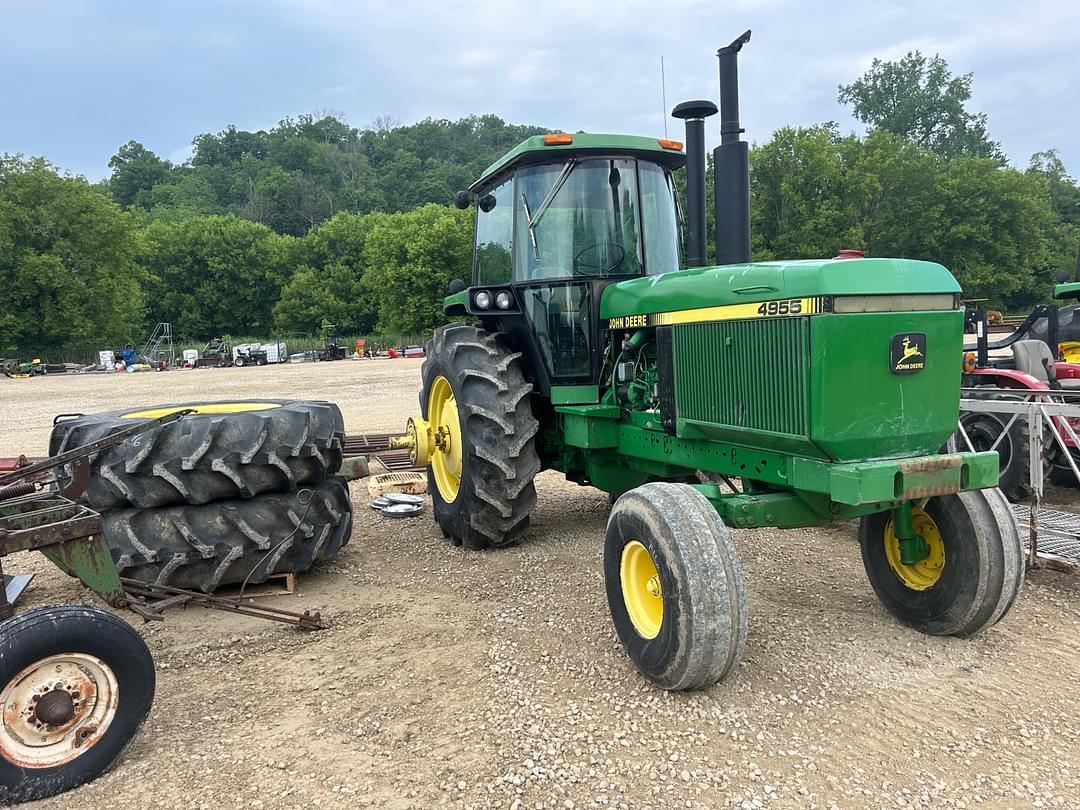 Image of John Deere 4955 Primary image