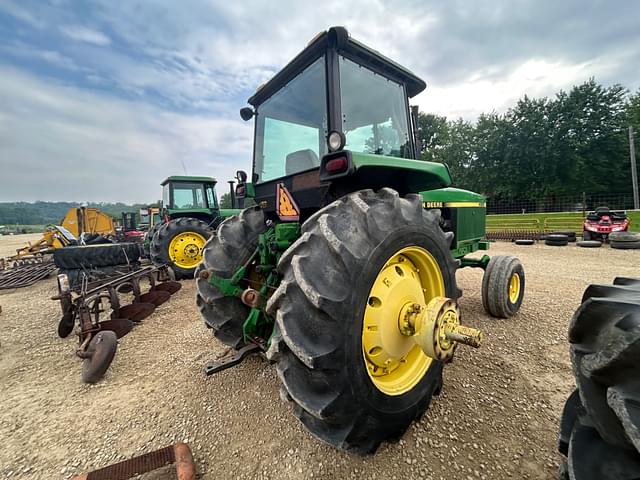 Image of John Deere 4955 equipment image 2