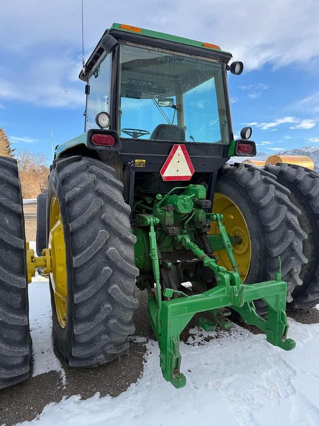 Image of John Deere 4955 equipment image 3