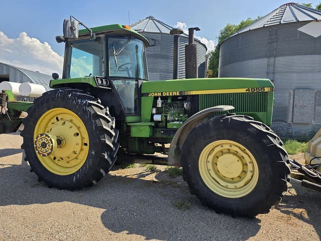 Image of John Deere 4955 equipment image 1