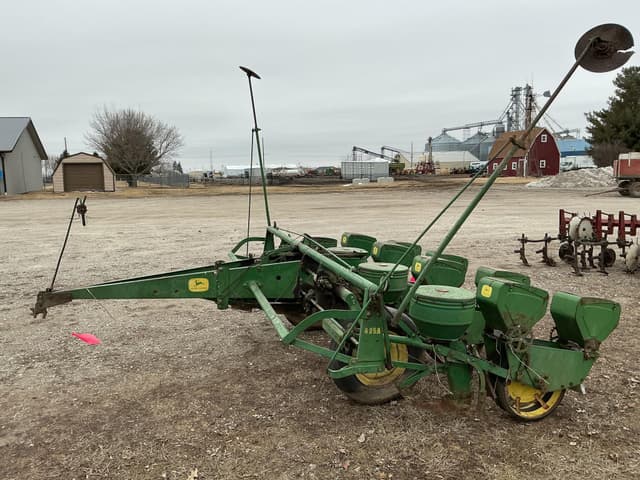 Image of John Deere 495A equipment image 2