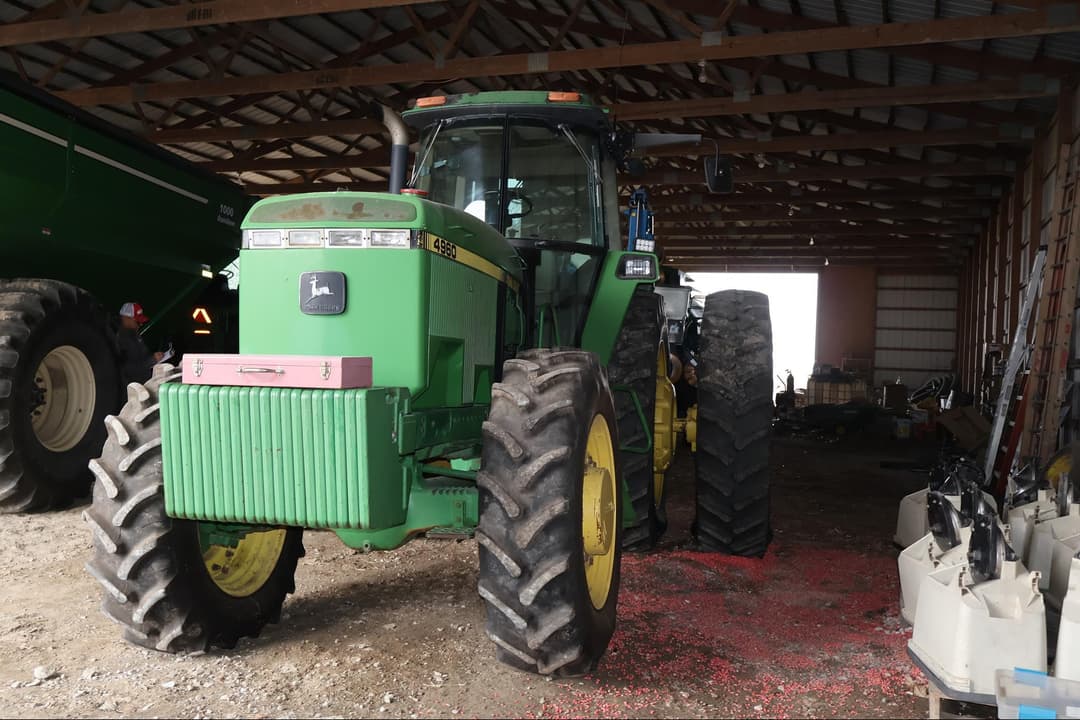 Image of John Deere 4960 Image 1