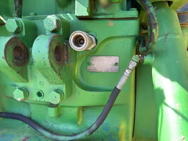 Image of John Deere 4960 equipment image 4