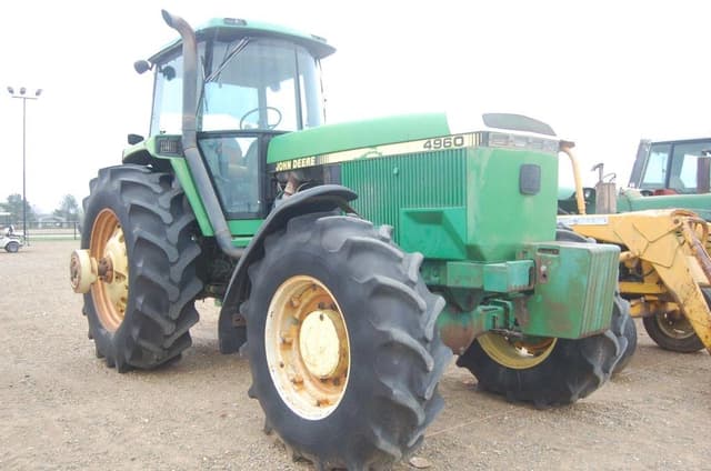 Image of John Deere 4960 equipment image 3