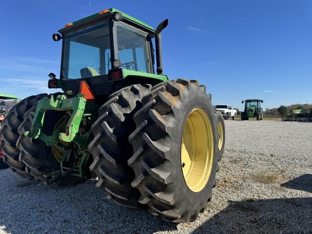 Image of John Deere 4960 equipment image 2