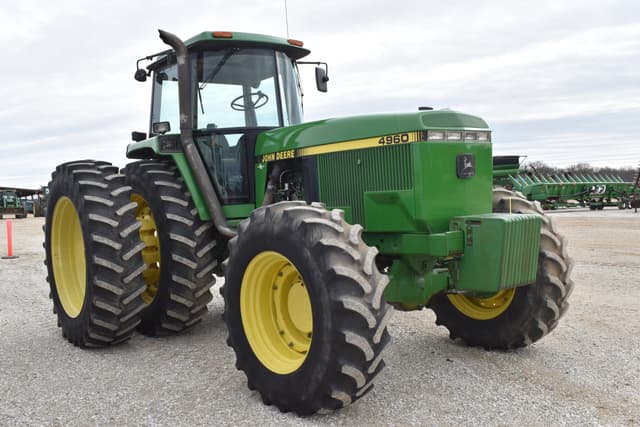 Image of John Deere 4960 equipment image 4