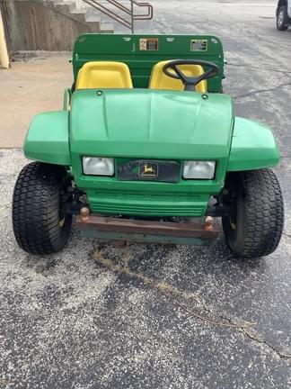 Image of John Deere Gator 4X2 equipment image 2