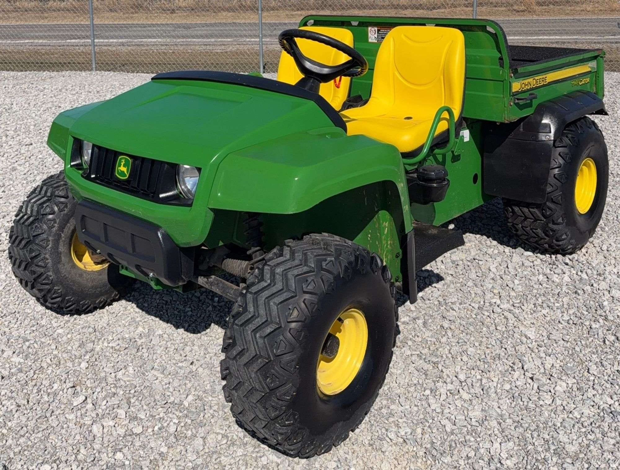 John Deere Gator Equipment Image0