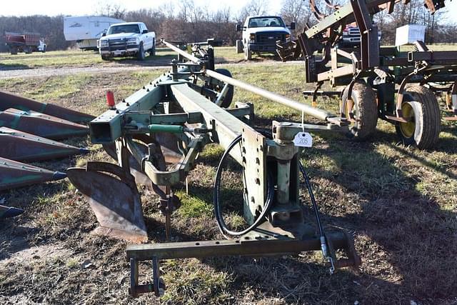 Image of John Deere 1350-1450 equipment image 1