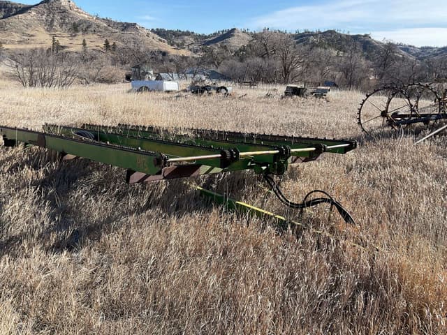 Image of John Deere 200 equipment image 1