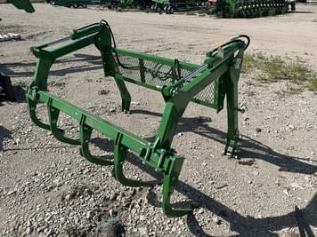 Main image John Deere Grapple