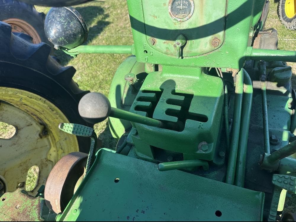 Image of John Deere 50 Image 1