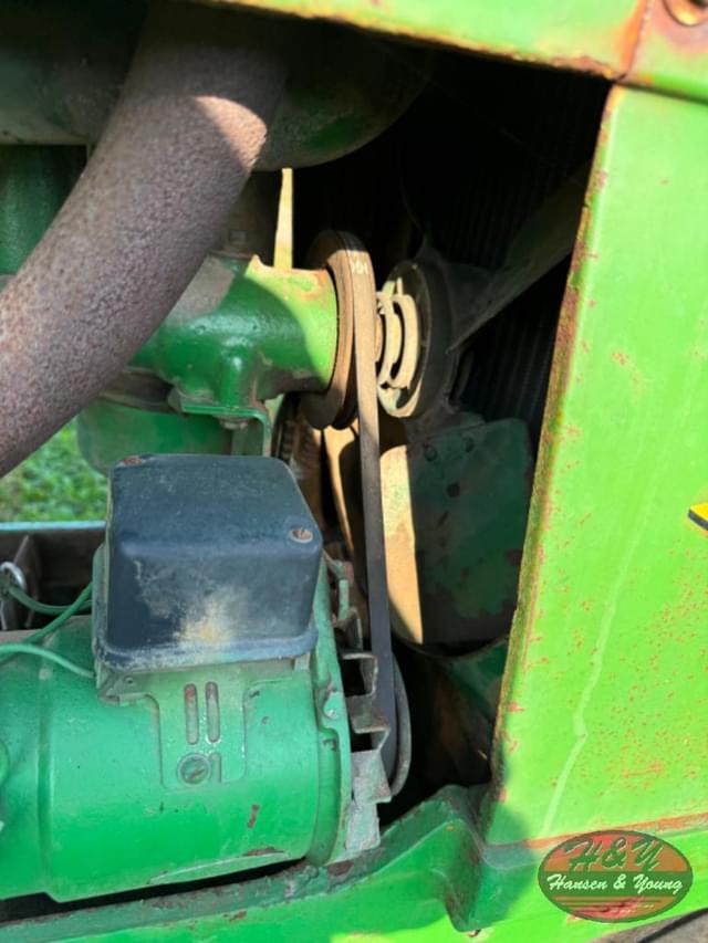 Image of John Deere 50 equipment image 4