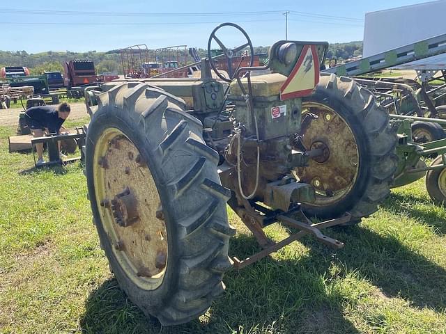 Image of John Deere 50 equipment image 2