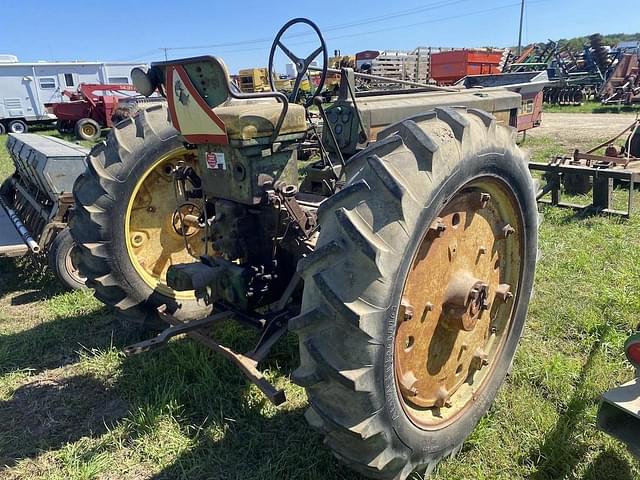 Image of John Deere 50 equipment image 4