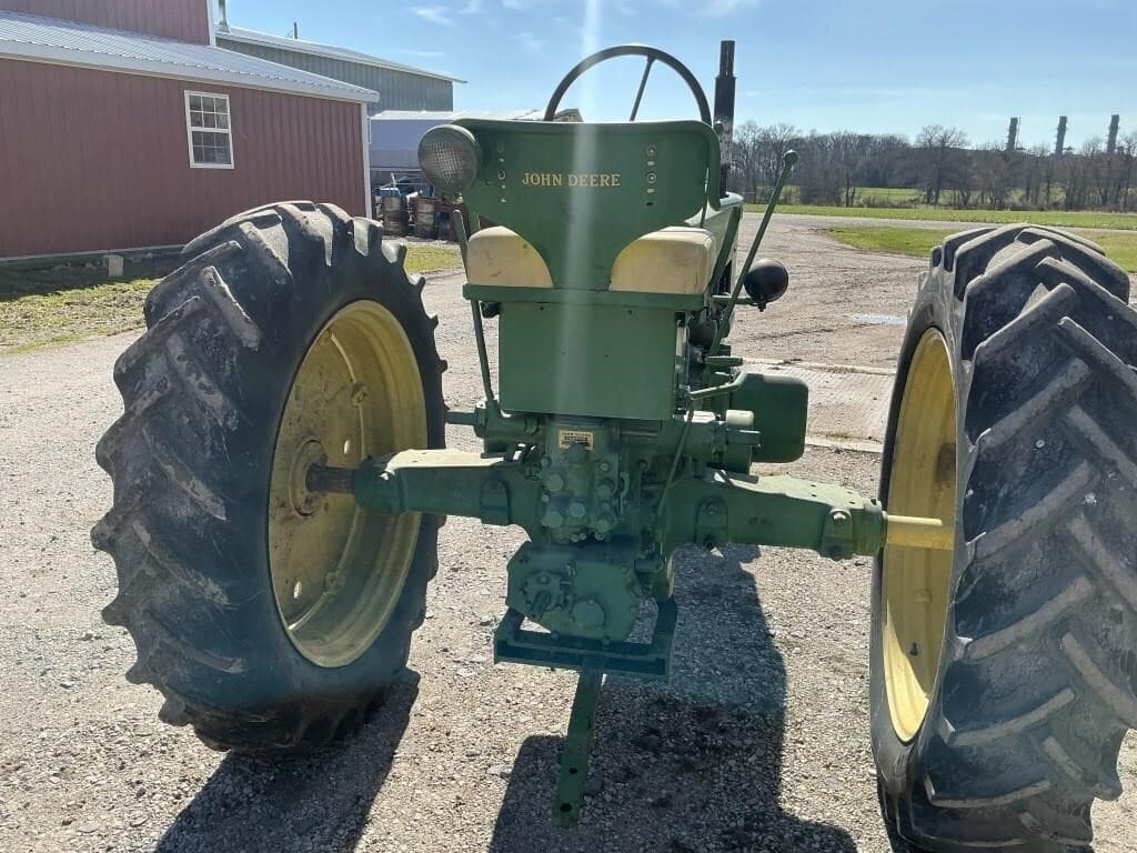 Image of John Deere 50 Image 1