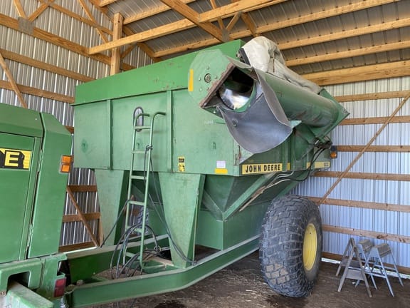 John Deere 500 Equipment Image0