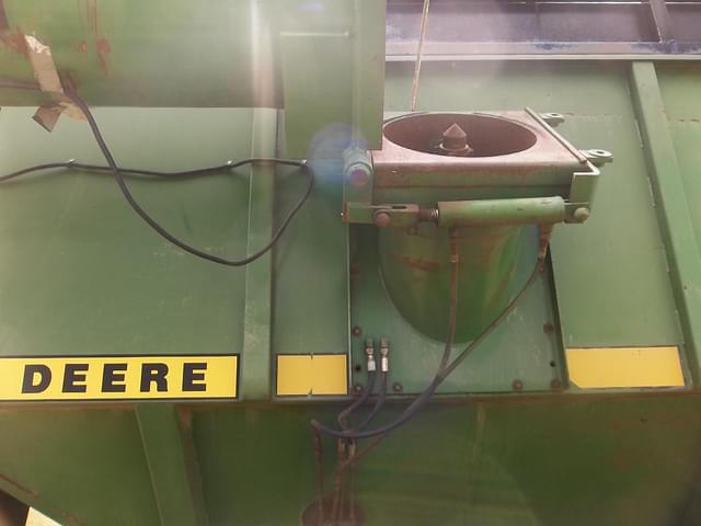 Image of John Deere 500 equipment image 4