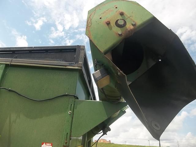 Image of John Deere 500 equipment image 3