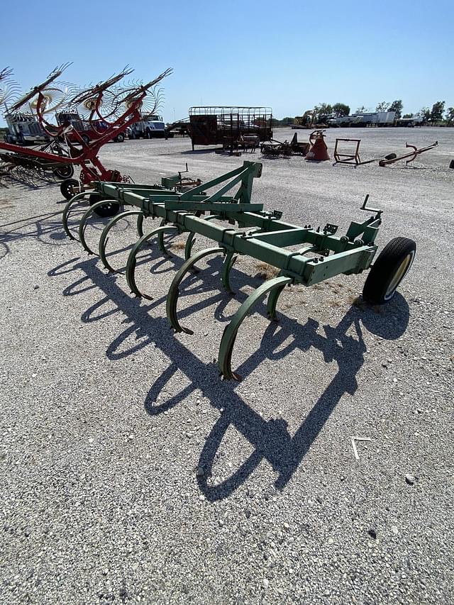 Image of John Deere 500 equipment image 2