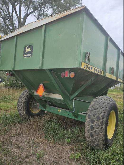 Image of John Deere 500 equipment image 2