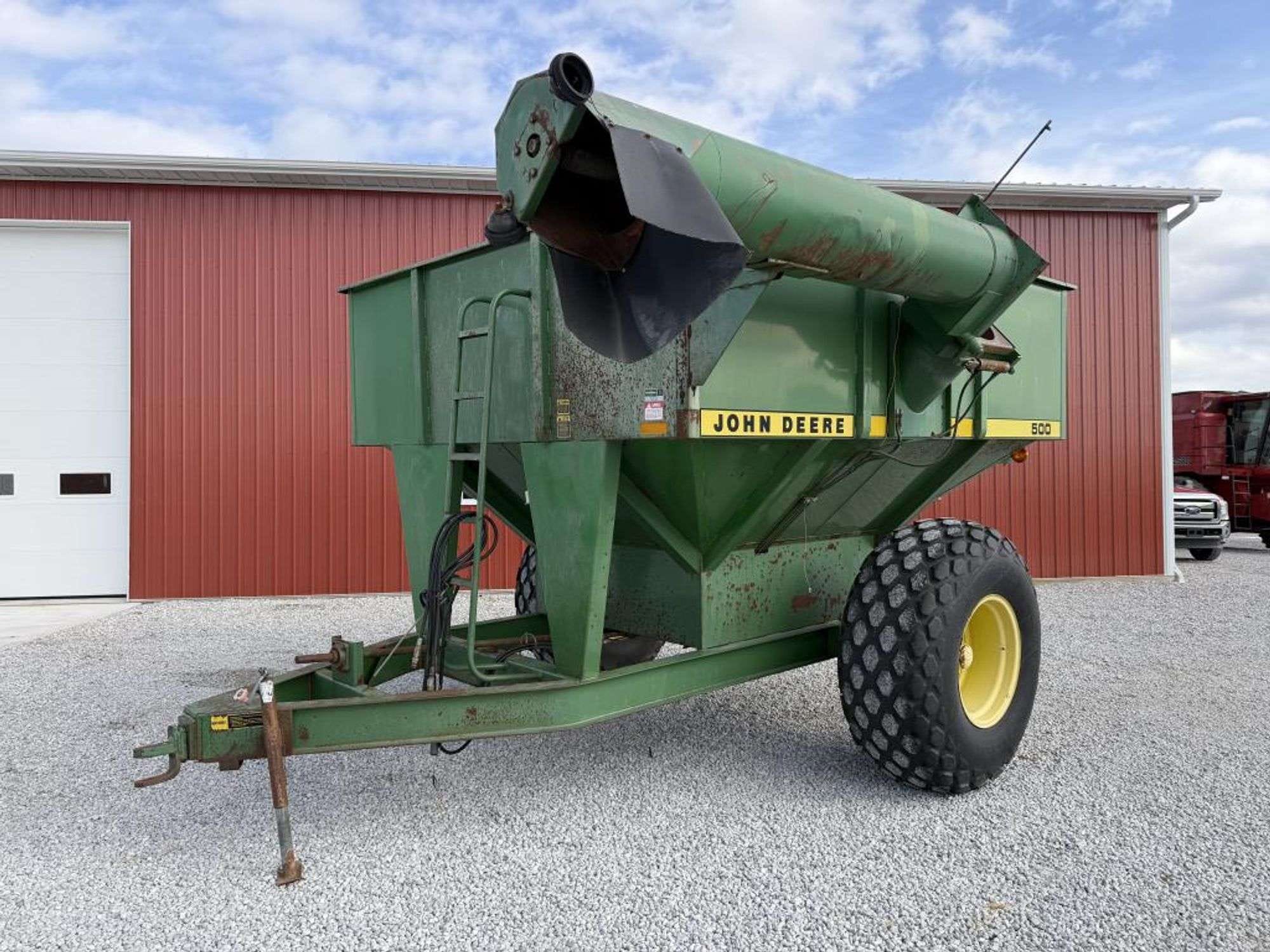John Deere 500 Equipment Image0