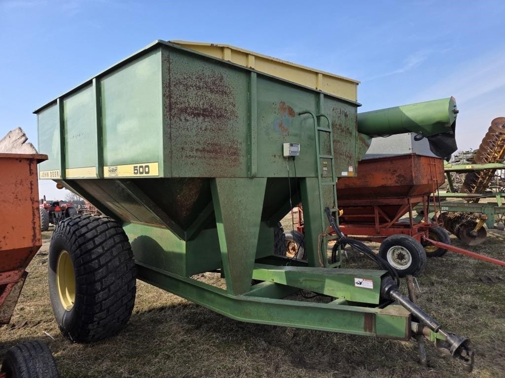 John Deere 500 Equipment Image0