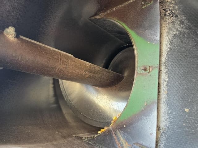 Image of John Deere 500 equipment image 3