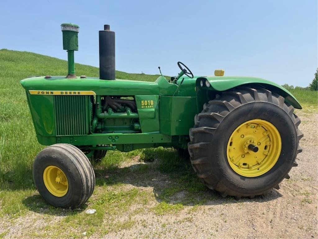 Image of John Deere 5010 Primary image