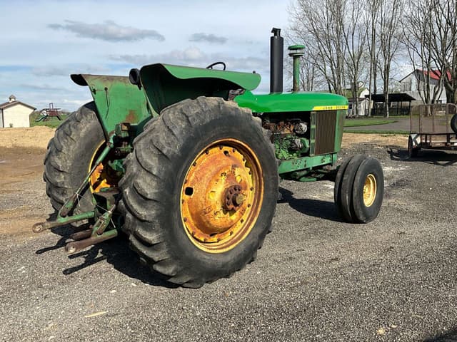 Image of John Deere 5020 equipment image 2