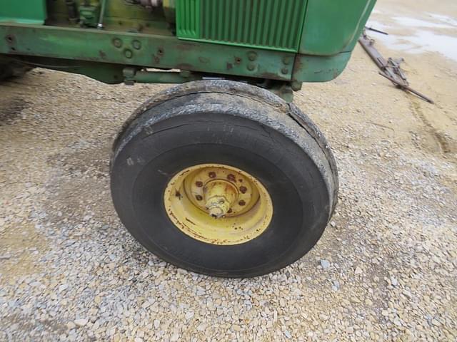 Image of John Deere 5020 equipment image 3
