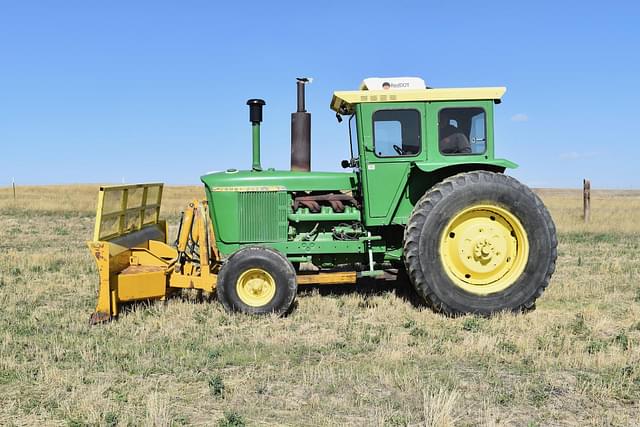 Image of John Deere 5020 equipment image 1