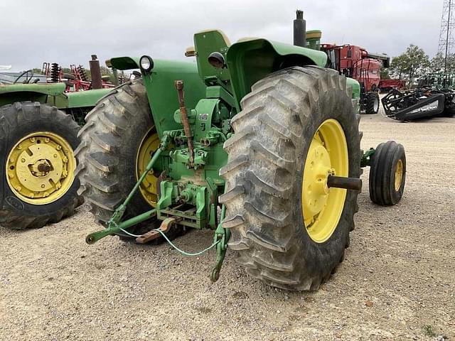 Image of John Deere 5020 equipment image 2