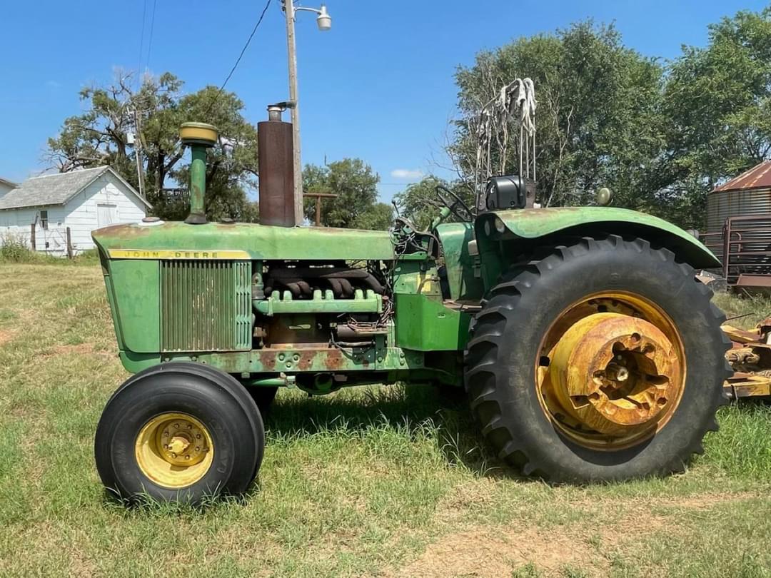 Image of John Deere 5020 Primary image