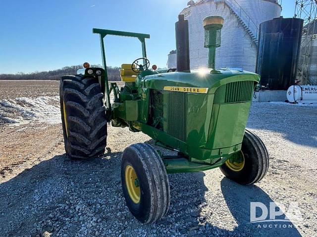 Image of John Deere 5020 equipment image 3