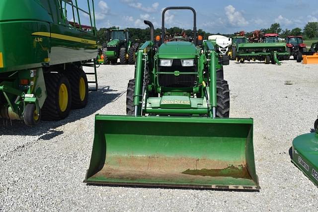 Image of John Deere 5045E equipment image 1