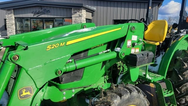 Image of John Deere 5045E equipment image 4