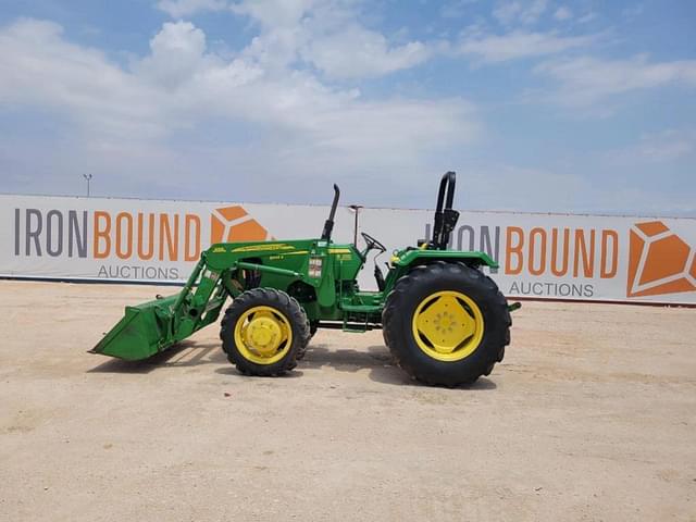 Image of John Deere 5045E equipment image 1