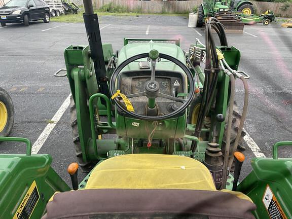 Image of John Deere 5045D equipment image 2