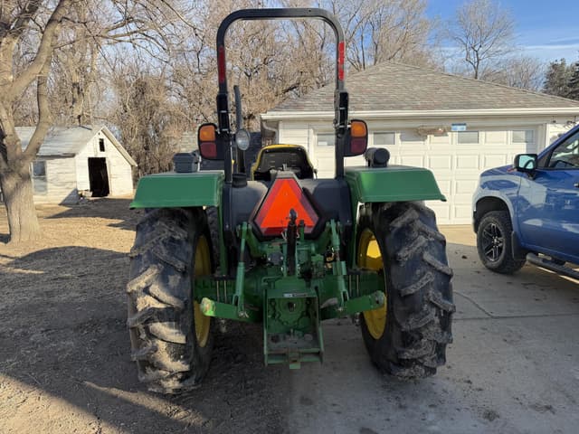 Image of John Deere 5045E equipment image 2