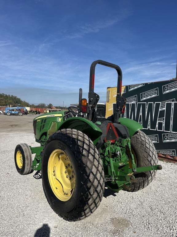 Image of John Deere 5045E equipment image 1