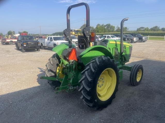 Image of John Deere 5045E equipment image 2